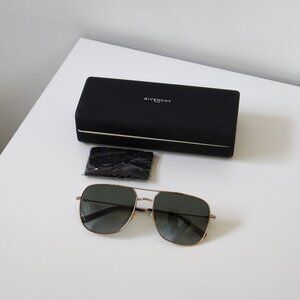 GIVENCHY AVIATOR SUNGLASSES- GRADIENT GREEN COLOR